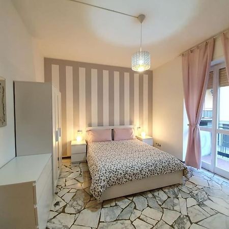 Sleep Easy Bergamo - Central Apartment Buitenkant foto